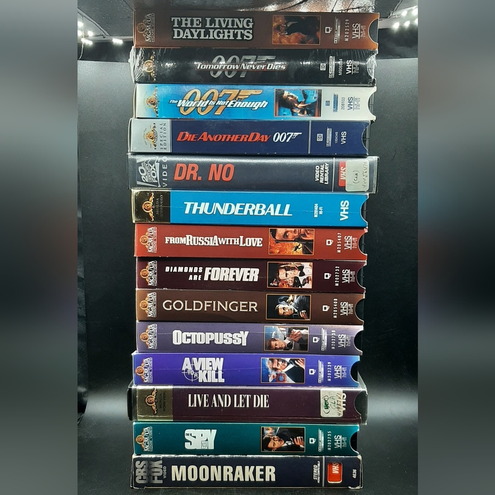 007 James Bond VHS Movie Sean Connery Roger Moore Lot of 14 MGM Home Videos VTG